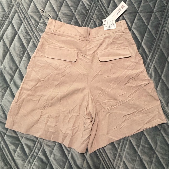 Zara High-Waist Linen Blend Pleated Shorts, Dark Tan, Sz Medium - Picture 4 of 5